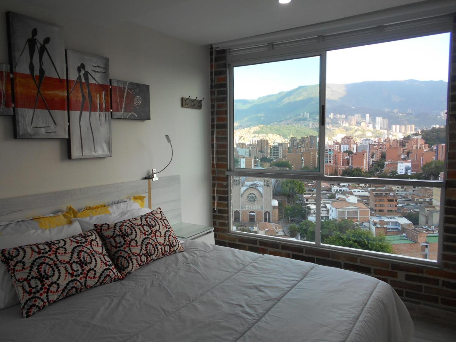 San Peter Suites Medellín Buitenkant foto