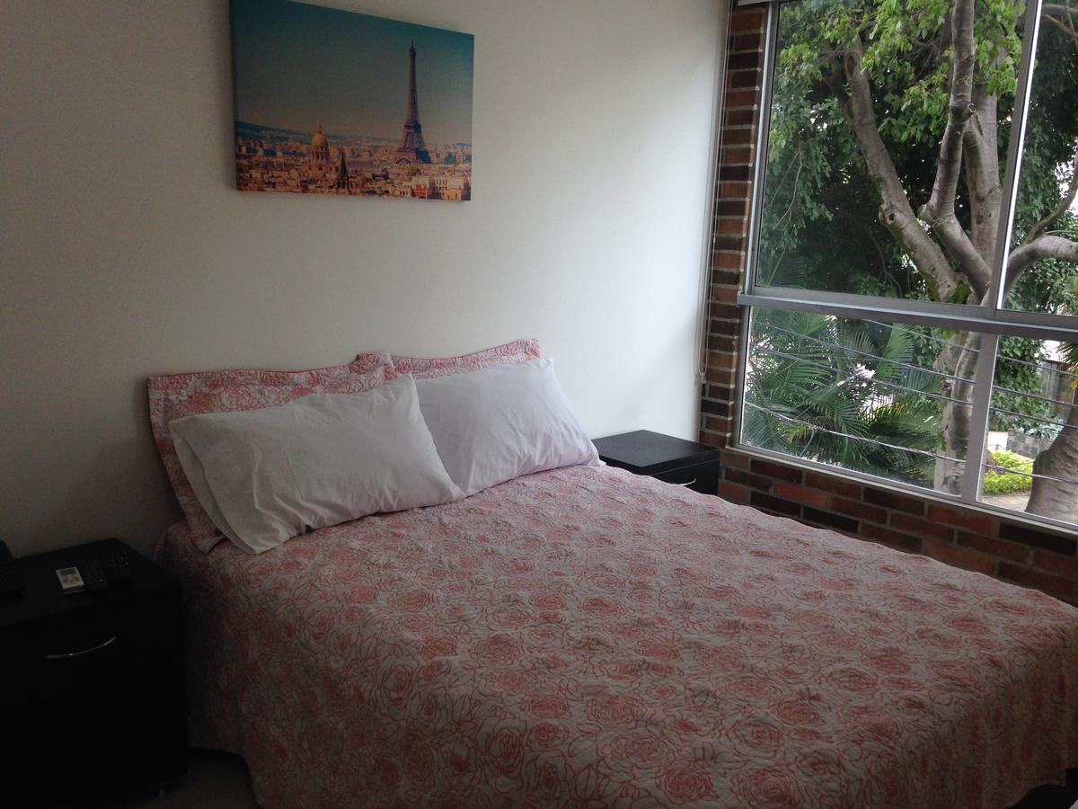 San Peter Suites Medellín Buitenkant foto